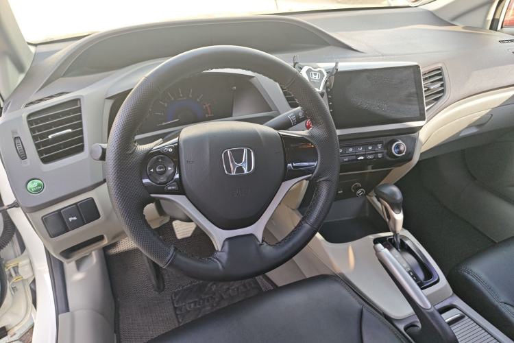 Used Honda Civic 2013 10th Anniversary 1.8L Automatic Comfort Version Steering Wheel