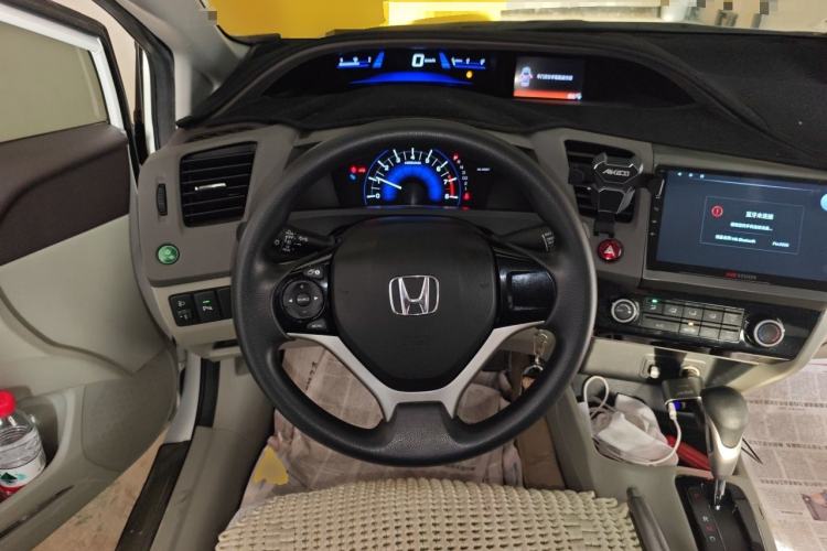 Used Honda Civic 2013 10th Anniversary 1.8L Automatic Comfort Version Steering Wheel