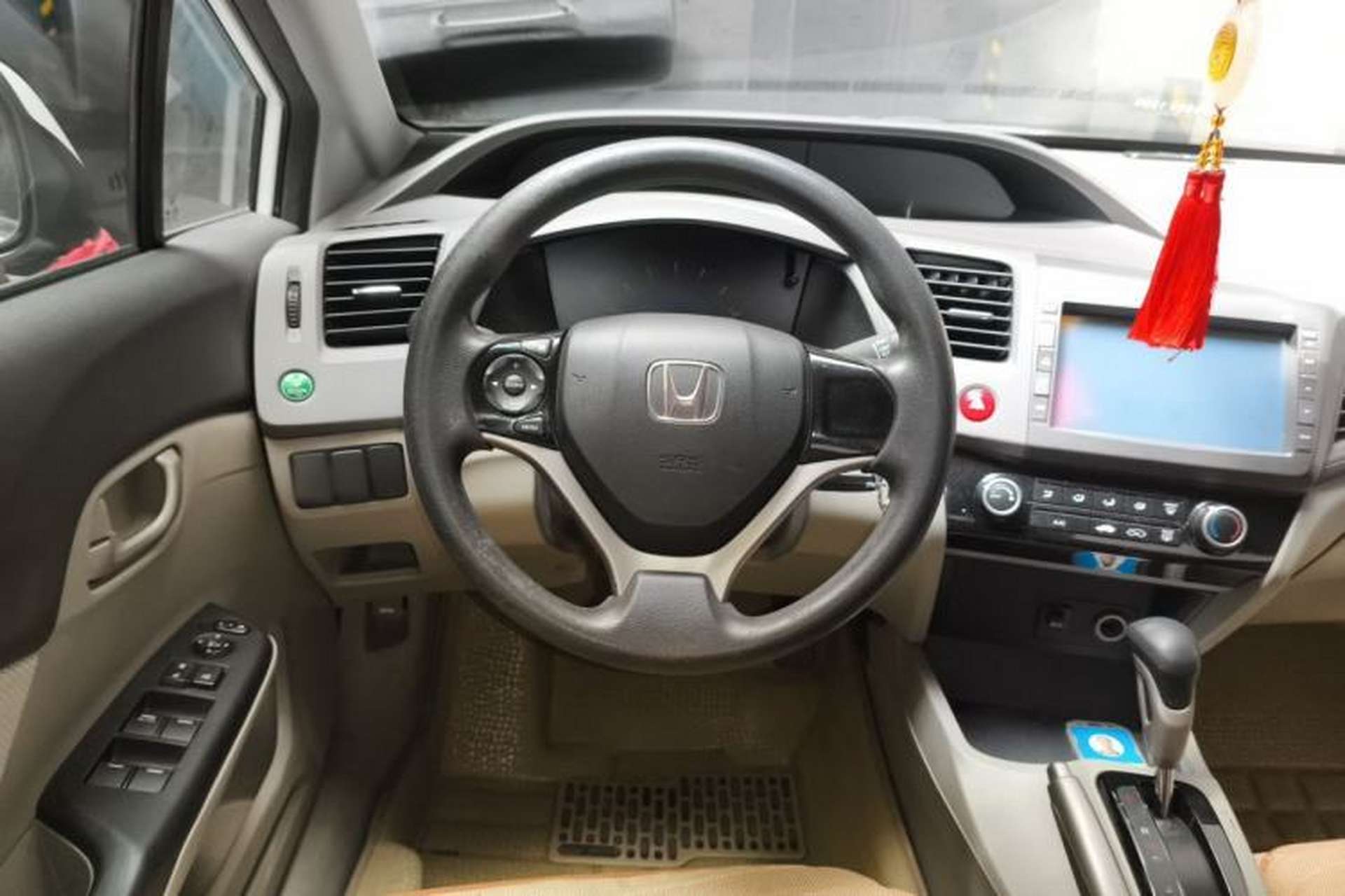 Used Honda Civic 2013 10th Anniversary 1.8L Automatic Comfort Version Steering Wheel