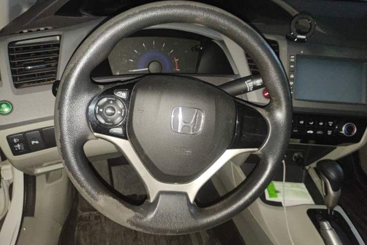 Used Honda Civic 2013 10th Anniversary 1.8L Automatic Comfort Version Steering Wheel