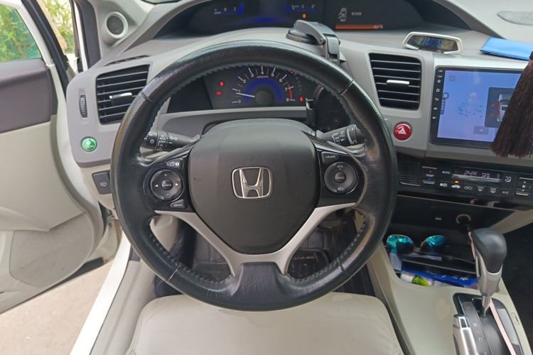 Used Honda Civic 2013 10th Anniversary 1.8L Automatic Luxury Edition Steering Wheel