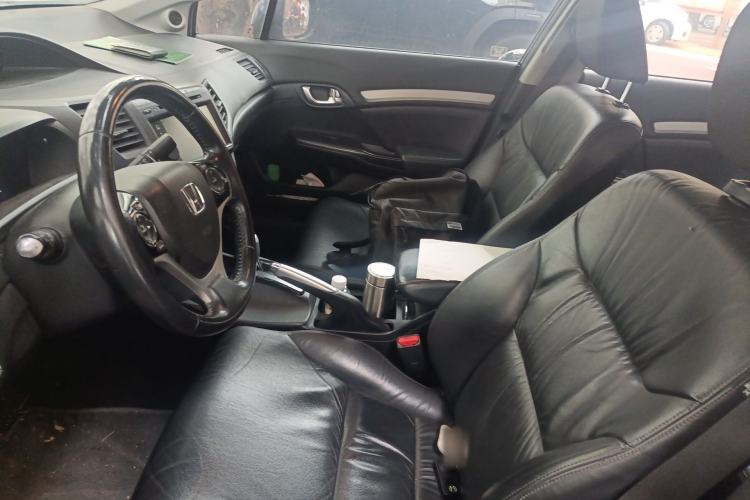 Used Honda Civic 2014 1.8L automatic luxury edition Left Front Seat