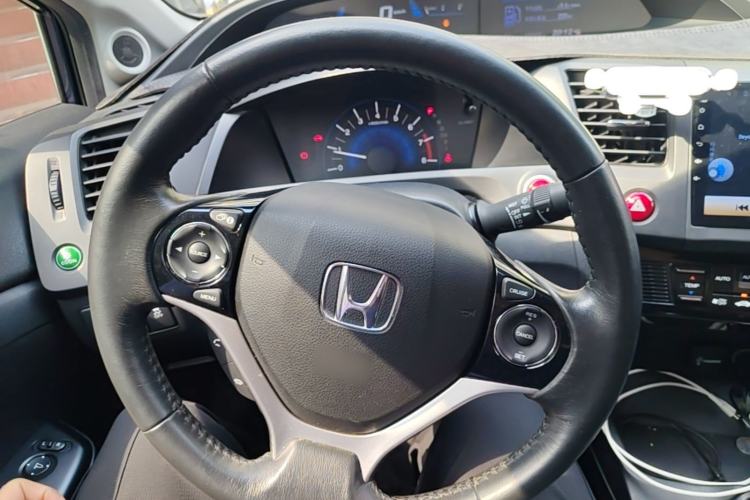 Used Honda Civic 2014 1.8L automatic luxury edition Steering Wheel