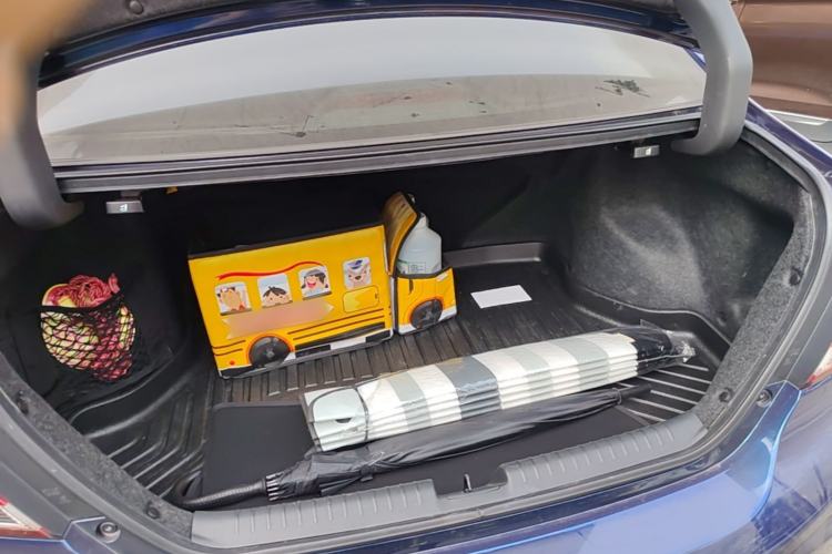 Used Honda Civic 2014 1.8L automatic luxury edition Trunk