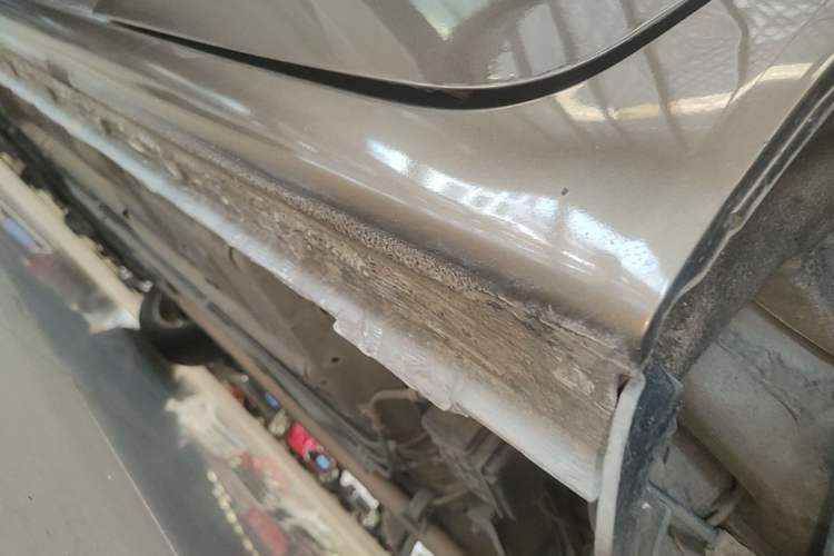 Used Honda Civic 2014 1.8L Automatic Classic Edition Left Side Sill