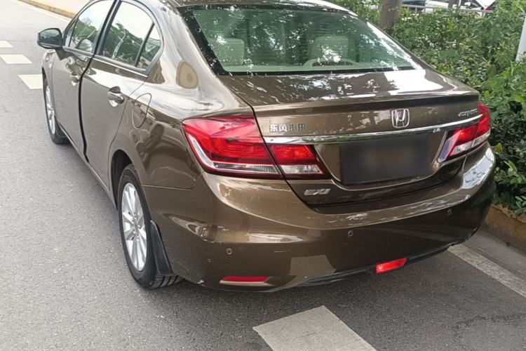 Used Honda Civic 2014 1.8L automatic comfort version Rear Left 45 Deg