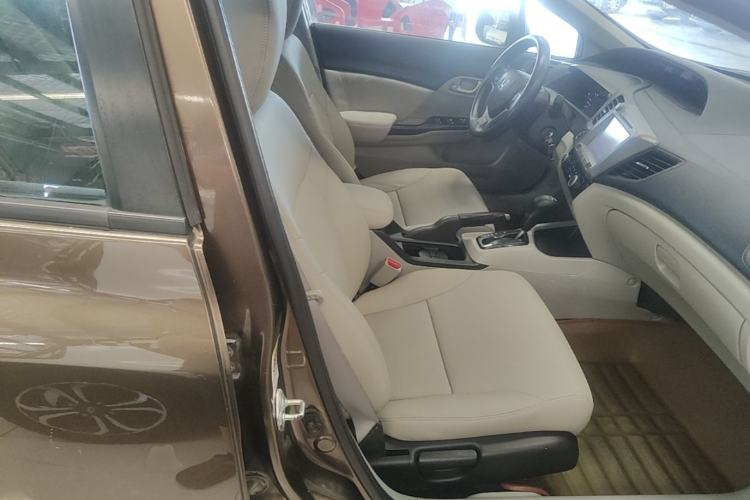 Used Honda Civic 2014 1.8L Automatic Classic Edition Right Front Seat