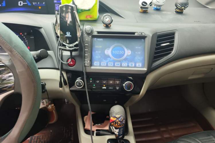 Used Honda Civic 2014 1.8L Automatic Classic Edition Audio And AC Panel