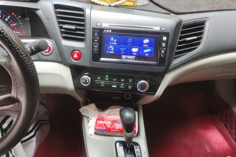 Used Honda Civic 2014 1.8L automatic comfort version Audio And AC Panel