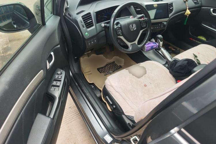 Used Honda Civic 2014 1.8L automatic luxury edition Driver Seat