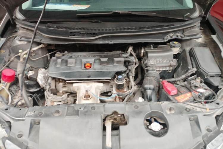 Used Honda Civic 2014 1.8L Automatic Classic Edition Engine Bay