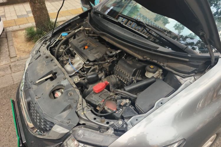 Used Honda Civic 2014 1.8L Automatic Classic Edition Engine Bay Left