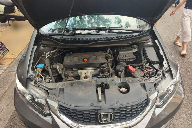 Used Honda Civic 2014 1.8L Automatic Classic Edition Engine Bay