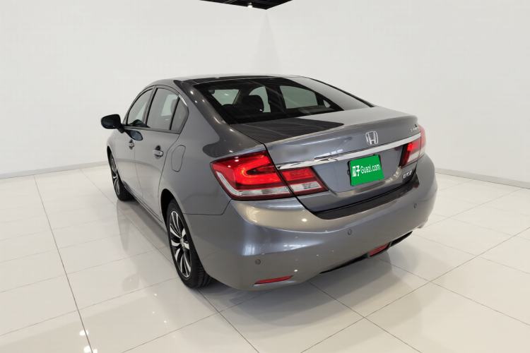 Used Honda Civic 2014 1.8L automatic luxury edition Exterior 2