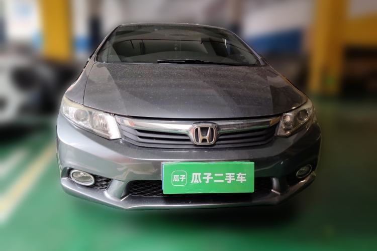 Used Honda Civic 2014 1.8L automatic comfort version Front