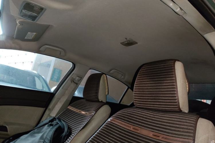 Used Honda Civic 2014 1.8L automatic comfort version Headliner