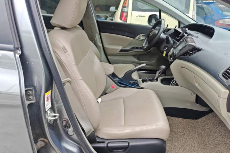 Used Honda Civic 2014 1.8L Automatic Classic Edition Right Front Seat