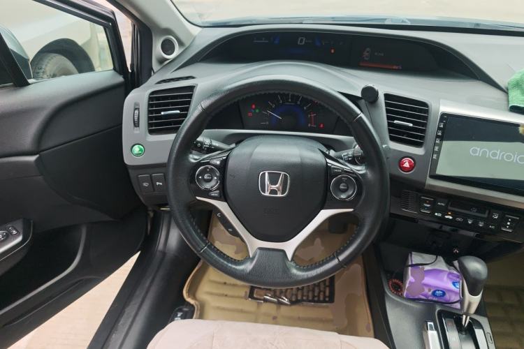 Used Honda Civic 2014 1.8L automatic luxury edition Steering Wheel