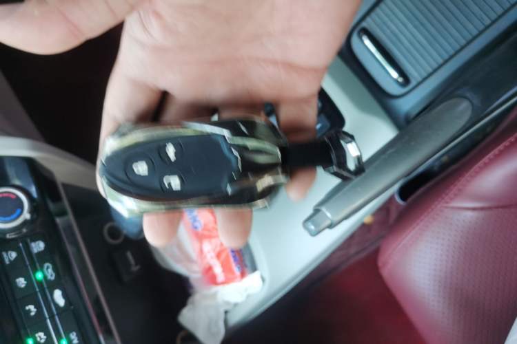 Used Honda Civic 2014 1.8L automatic comfort version Vehicle Key