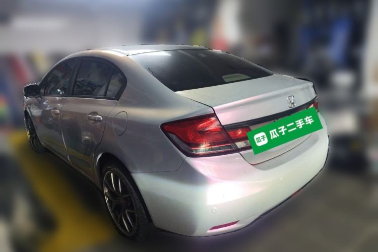 Used Honda Civic 2014 1.8L automatic comfort version Rear Left 45 Deg