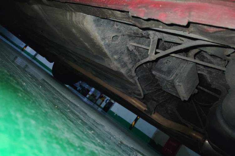 Used Honda Civic 2014 1.8L automatic comfort version Chassis Rear Left