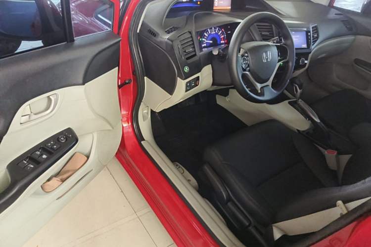 Used Honda Civic 2014 1.8L automatic comfort version Driver Seat