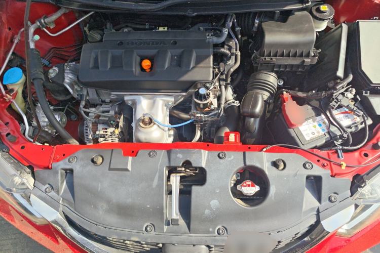 Used Honda Civic 2014 1.8L automatic comfort version Engine Bay