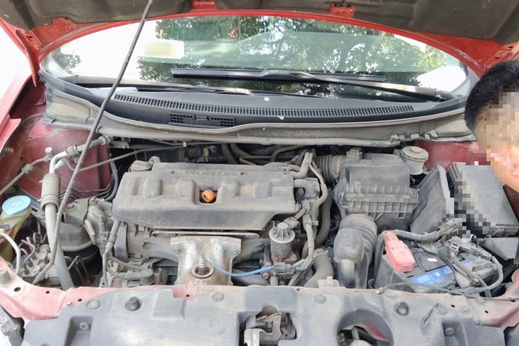 Used Honda Civic 2014 1.8L automatic comfort version Engine Bay