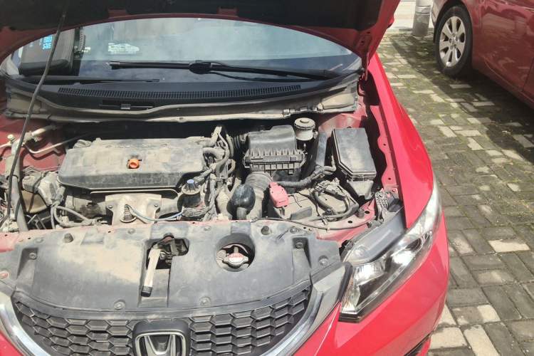 Used Honda Civic 2014 1.8L Automatic Classic Edition Engine Bay Left
