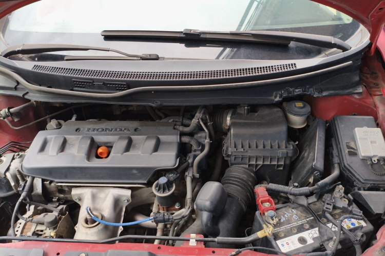 Used Honda Civic 2014 1.8L Automatic Classic Edition Engine Bay Left