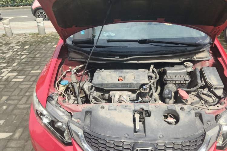 Used Honda Civic 2014 1.8L Automatic Classic Edition Engine Bay Right