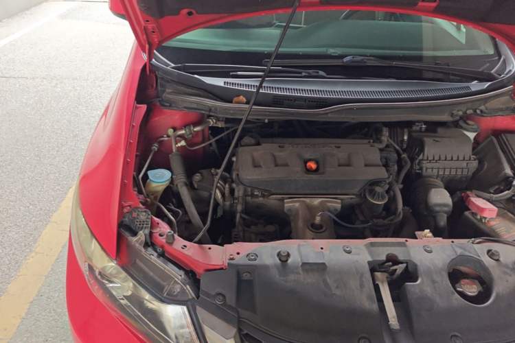 Used Honda Civic 2014 1.8L Automatic Classic Edition Engine Bay Right