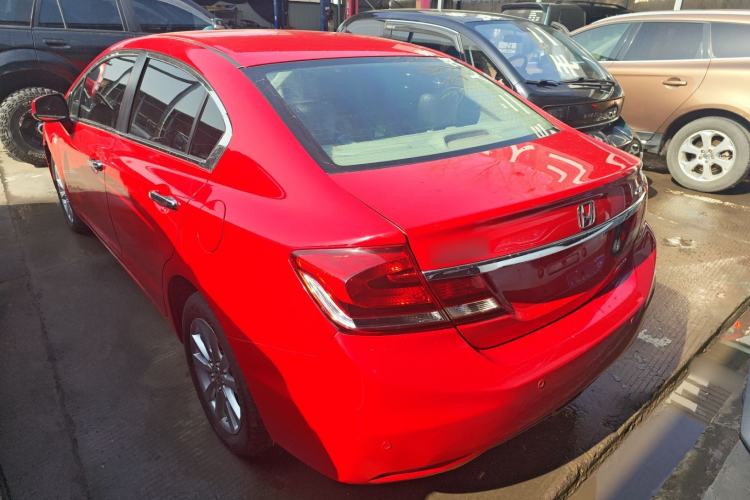 Used Honda Civic 2014 1.8L automatic comfort version Exterior 2