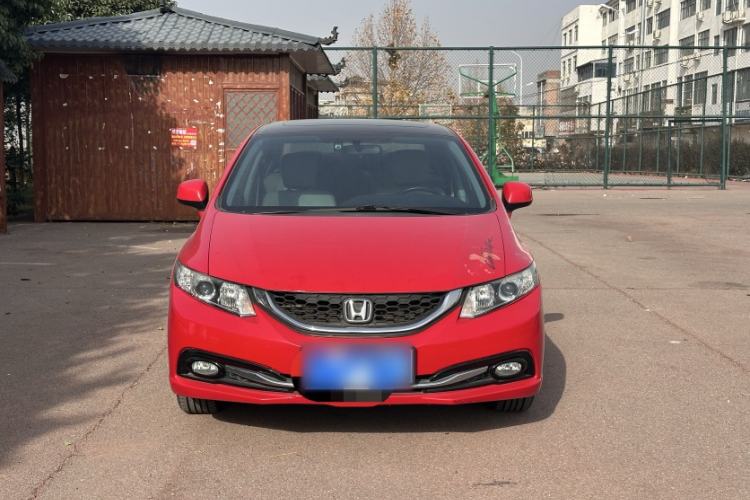 Used Honda Civic 2014 1.8L automatic comfort version Exterior 2