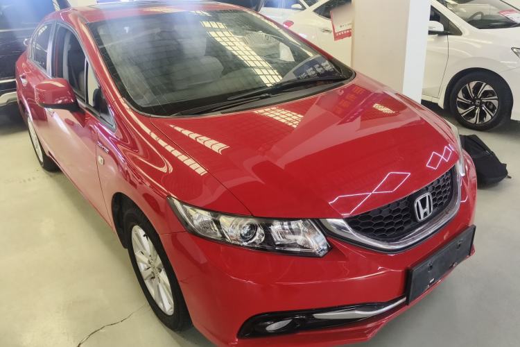 Used Honda Civic 2014 1.8L automatic comfort version Exterior 2