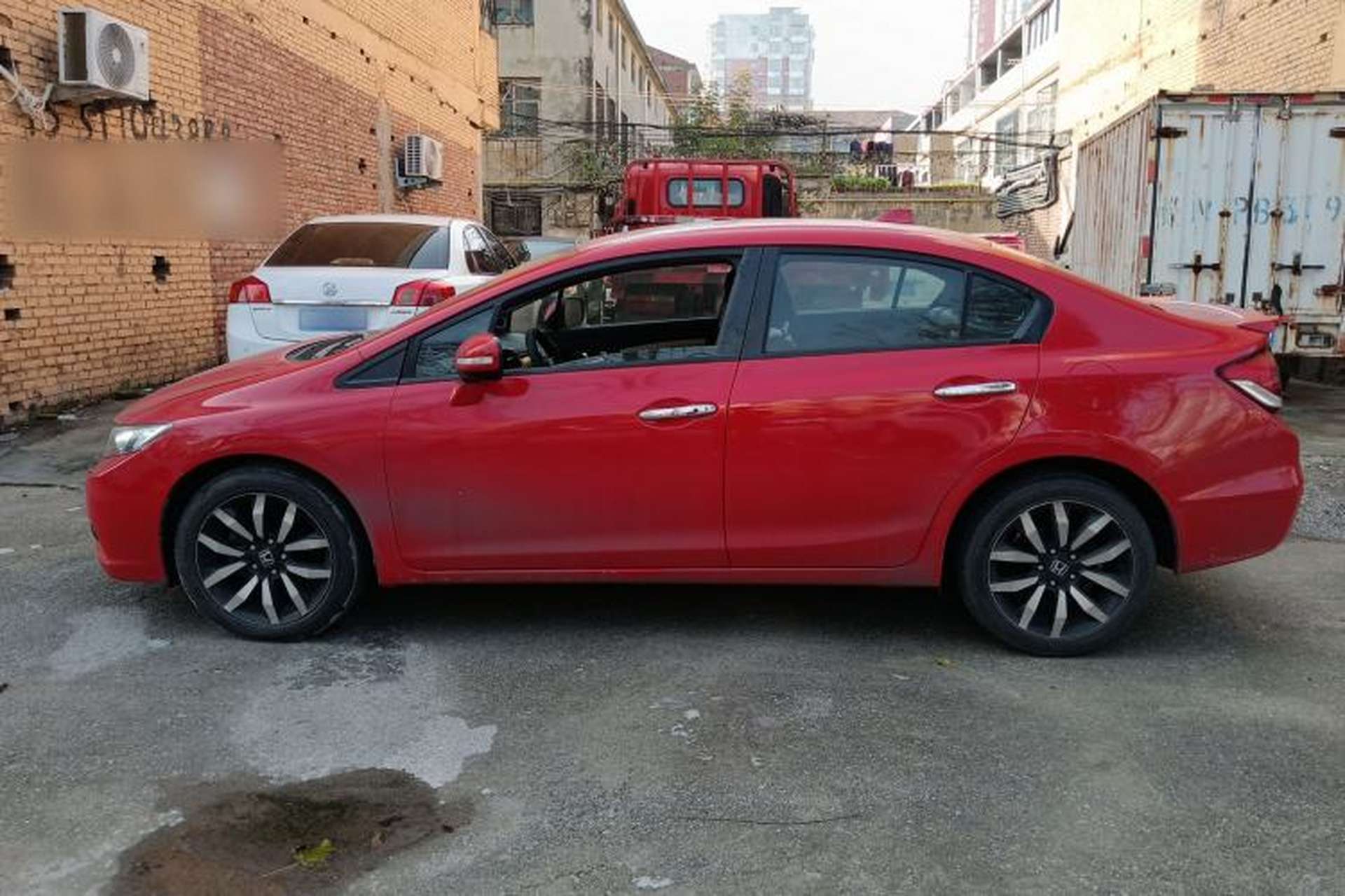 Used Honda Civic 2014 1.8L automatic luxury edition Exterior 3
