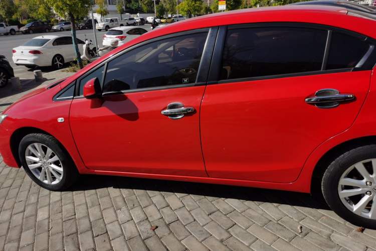 Used Honda Civic 2014 1.8L Automatic Classic Edition Exterior 3