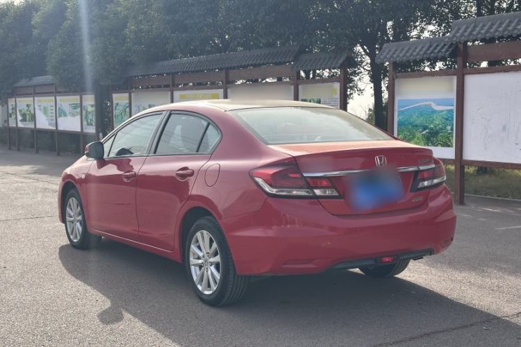 Used Honda Civic 2014 1.8L automatic comfort version Exterior 4