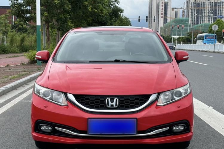 Used Honda Civic 2014 1.8L automatic luxury edition Exterior 4