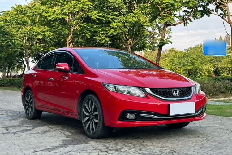 Used Honda Civic 2014 1.8L automatic luxury edition Exterior 4