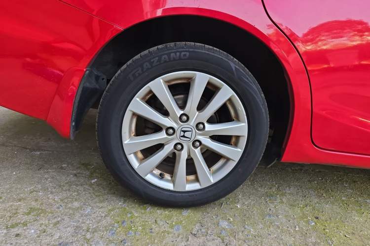 Used Honda Civic 2014 1.8L automatic comfort version Exterior 5
