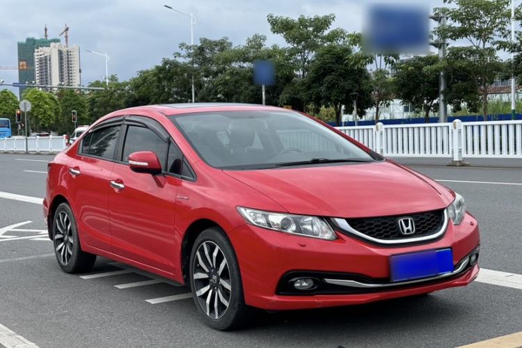 Used Honda Civic 2014 1.8L automatic luxury edition Exterior 5