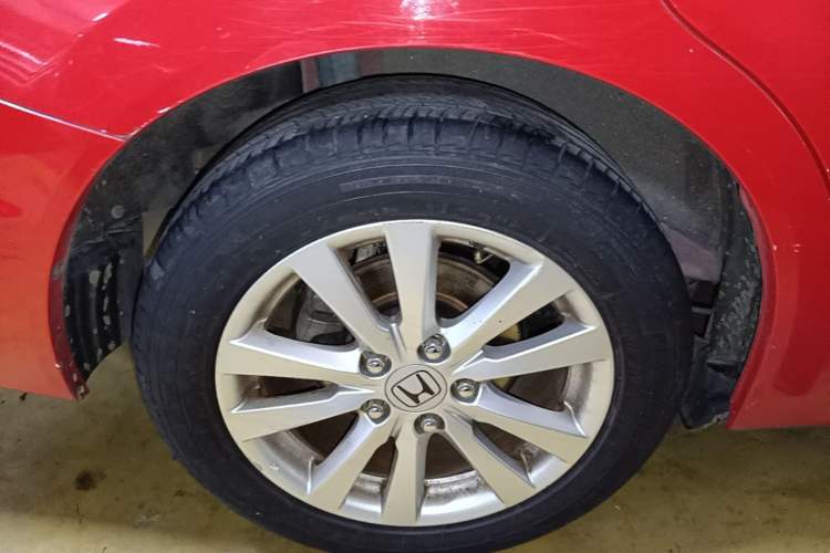 Used Honda Civic 2014 1.8L automatic comfort version Exterior 5