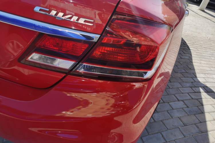 Used Honda Civic 2014 1.8L Automatic Classic Edition Exterior 6