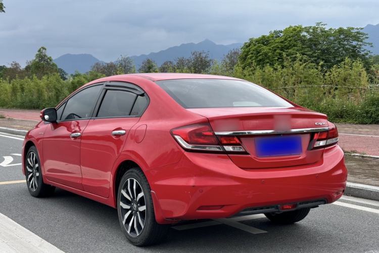 Used Honda Civic 2014 1.8L automatic luxury edition Exterior 8