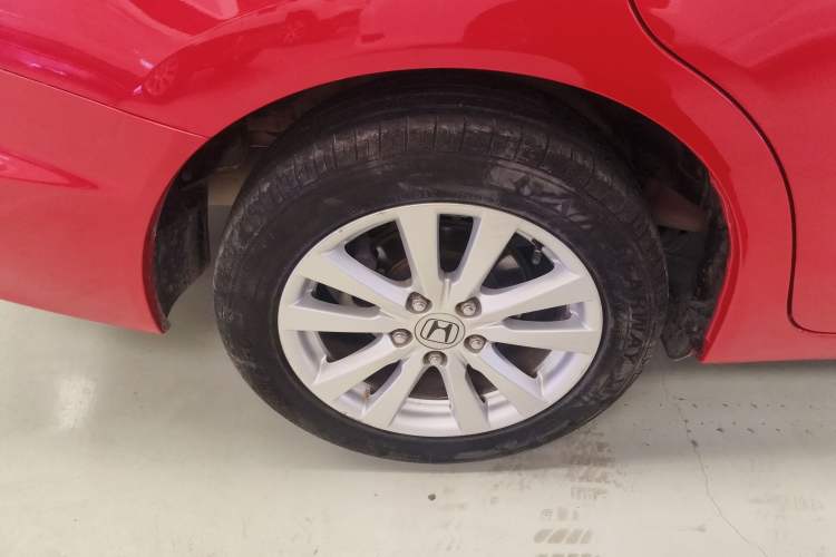 Used Honda Civic 2014 1.8L automatic comfort version Exterior 8