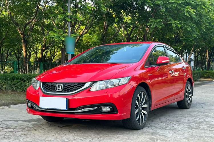 Used Honda Civic 2014 1.8L automatic luxury edition Exterior 9