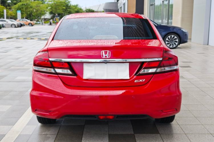 Used Honda Civic 2014 1.8L automatic comfort version Exterior 9
