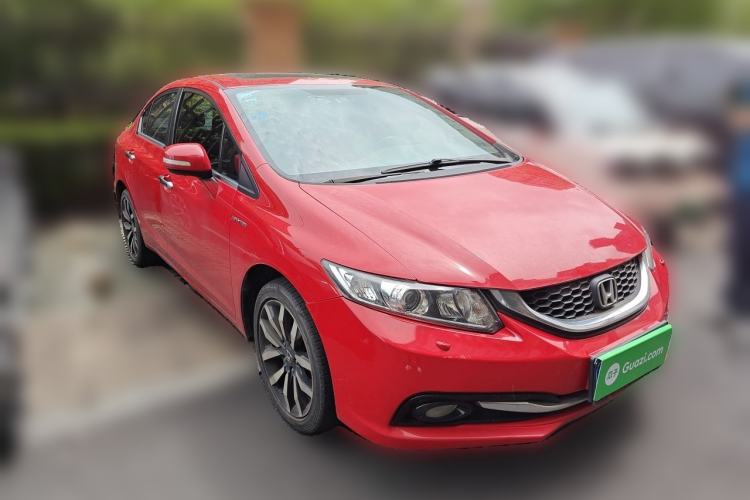 Used Honda Civic 2014 1.8L automatic luxury edition Front Right 45 Deg