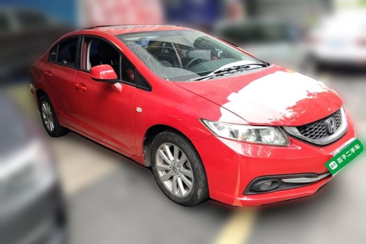 Used Honda Civic 2014 1.8L automatic comfort version Front Right 45 Deg
